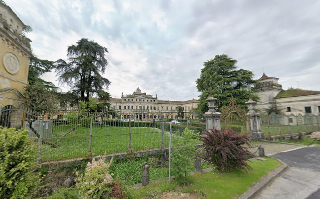 vista esterna di villa imperiale a Galliera Veneta